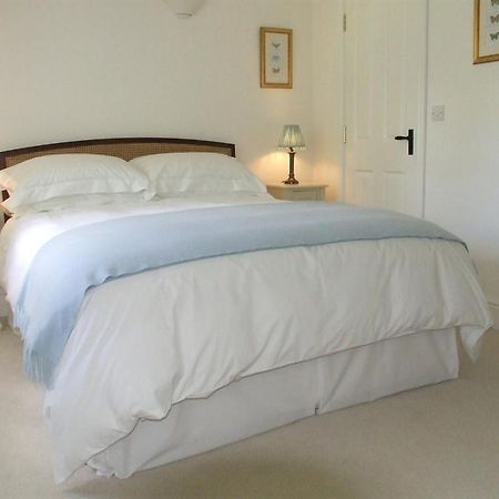 Well Cottage B And B Cirencester Dış mekan fotoğraf