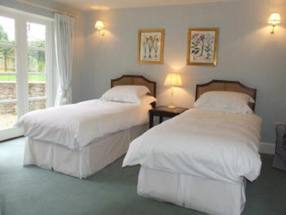 Well Cottage B And B Cirencester Dış mekan fotoğraf
