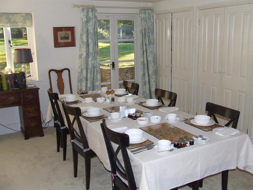 Well Cottage B And B Cirencester Dış mekan fotoğraf